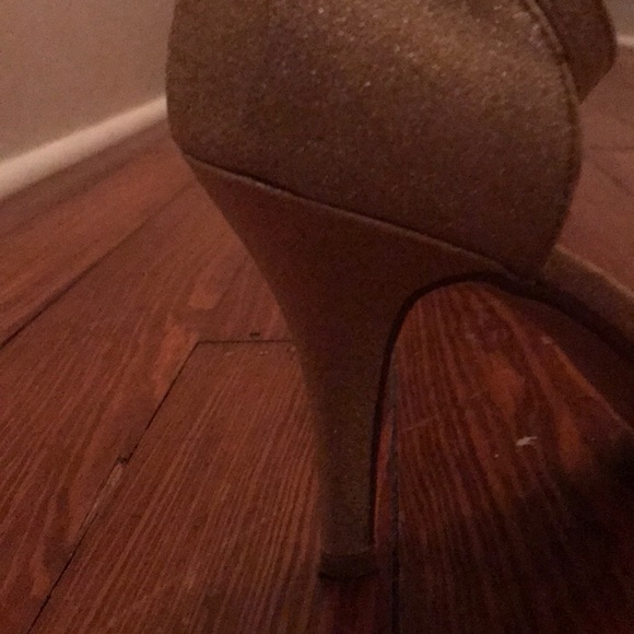 Almost new heels - Picture 5 of 5